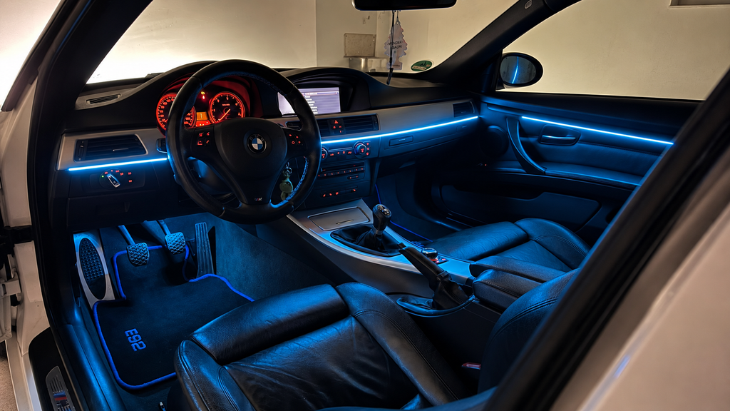 Dynamische Ambientebeleuchtung BMW 3er E90/E91/E92/E93 inkl. Einbau