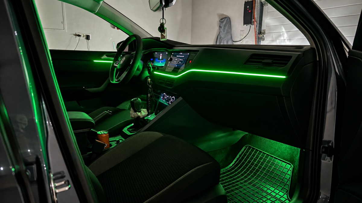 Dynamische Ambientebeleuchtung VW Golf 8 inkl. Einbau
