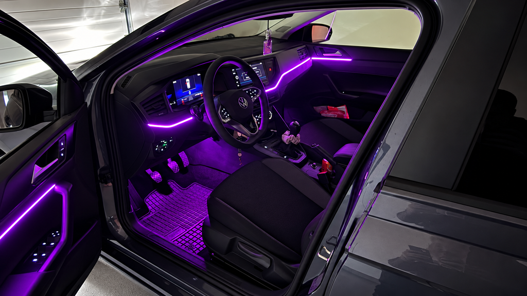 Dynamische Ambientebeleuchtung VW Golf 8 inkl. Einbau