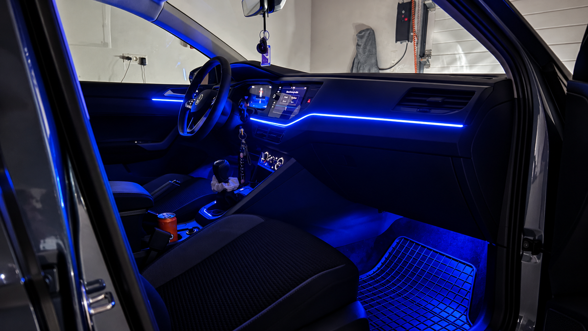 Dynamische Ambientebeleuchtung VW Golf 8 inkl. Einbau
